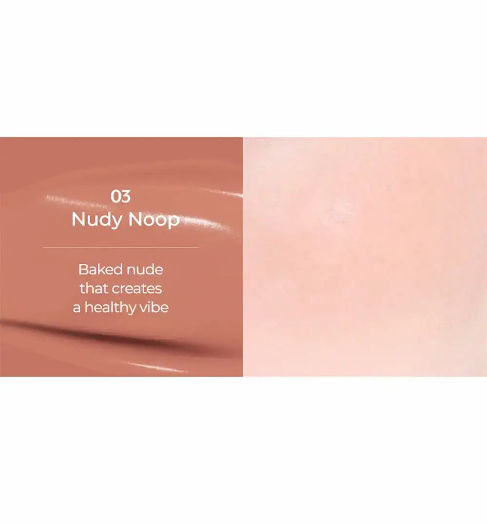 Product met de tekst "03 Nudy Noop". Tekst: "Baked nude that creates a healthy vibe".