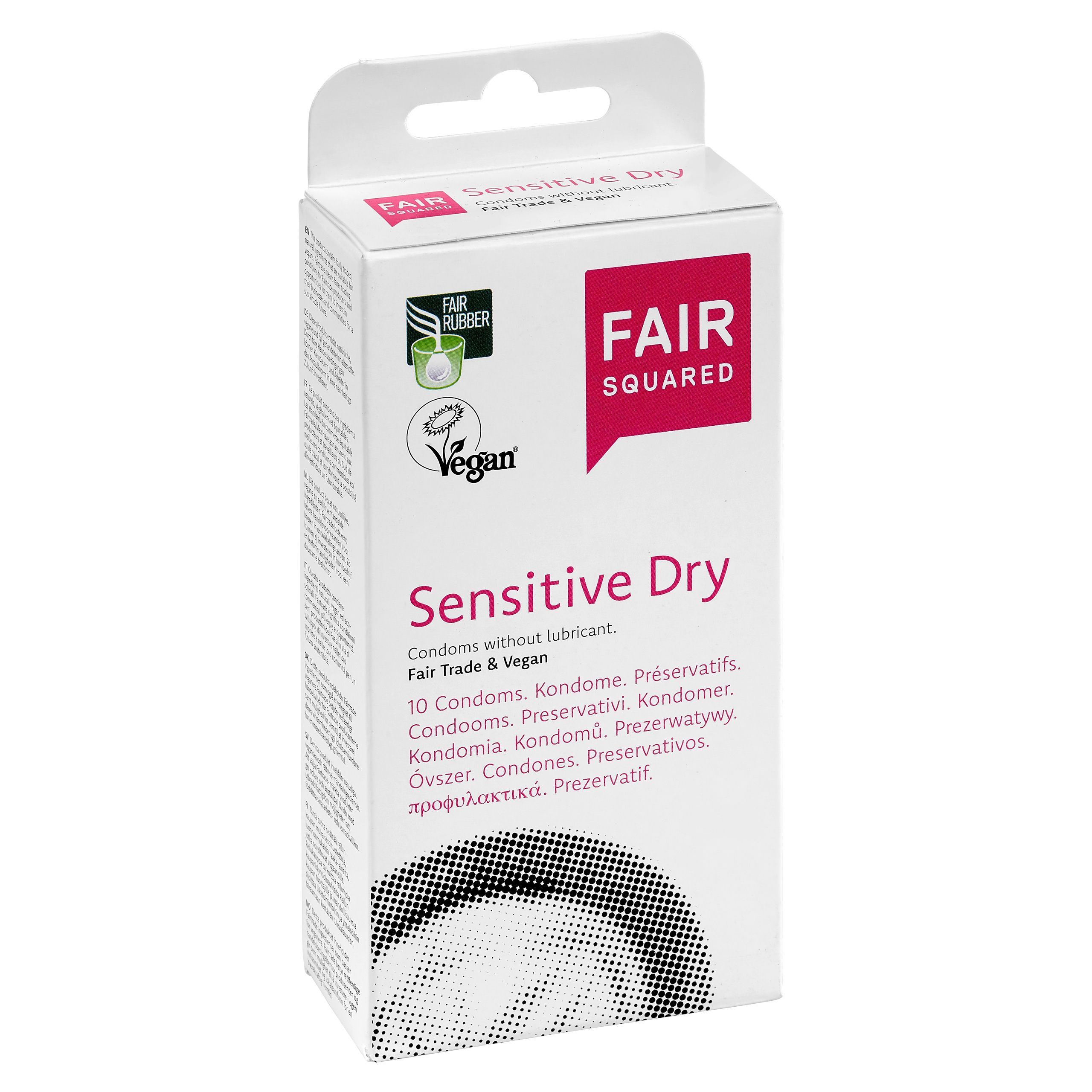 Kartonnen verpakking. Opdruk: FAIR SQUARED, Sensitive Dry. Logo: Fair Rubber, Vegan. Bevat 10 condooms. Meertalige tekst.
