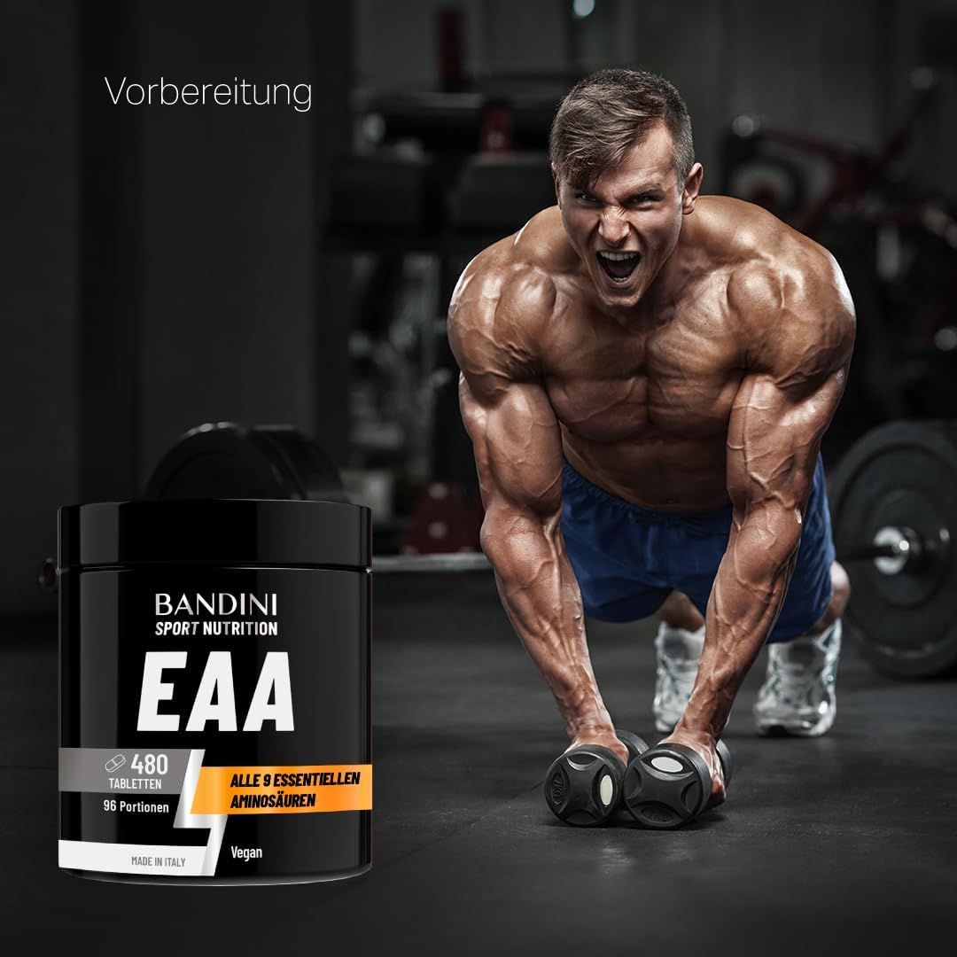 Bandini EAA Aminosäuren Komplex Tabletten-pot. Zwarte pot met oranje etiket. Man doet push-ups.