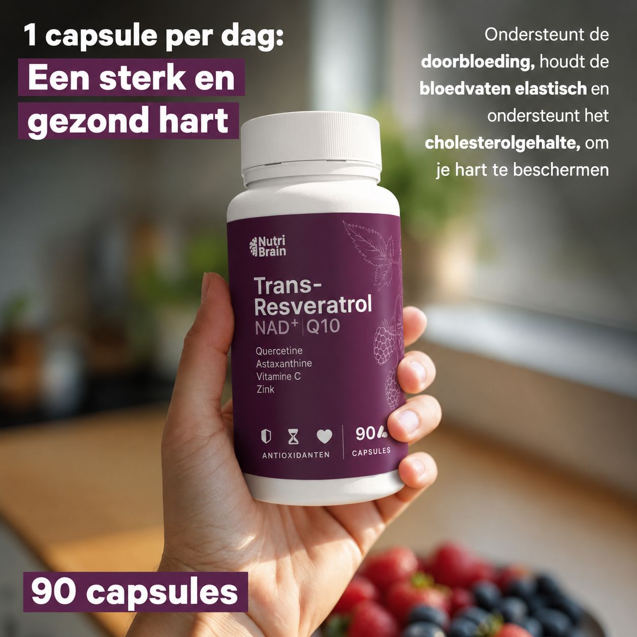 Fles NUTRIBRAIN Trans-Resveratrol NAD+ Q10 met gedetailleerde ingrediëntenlijst.