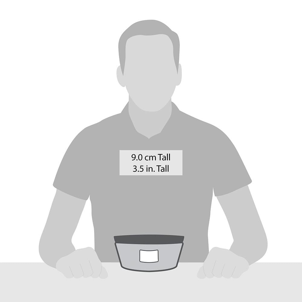 Productafbeelding met afmetingen. Kaars met houten lont, 9 cm hoog, 3,5 inch. Rechthoekige vorm.