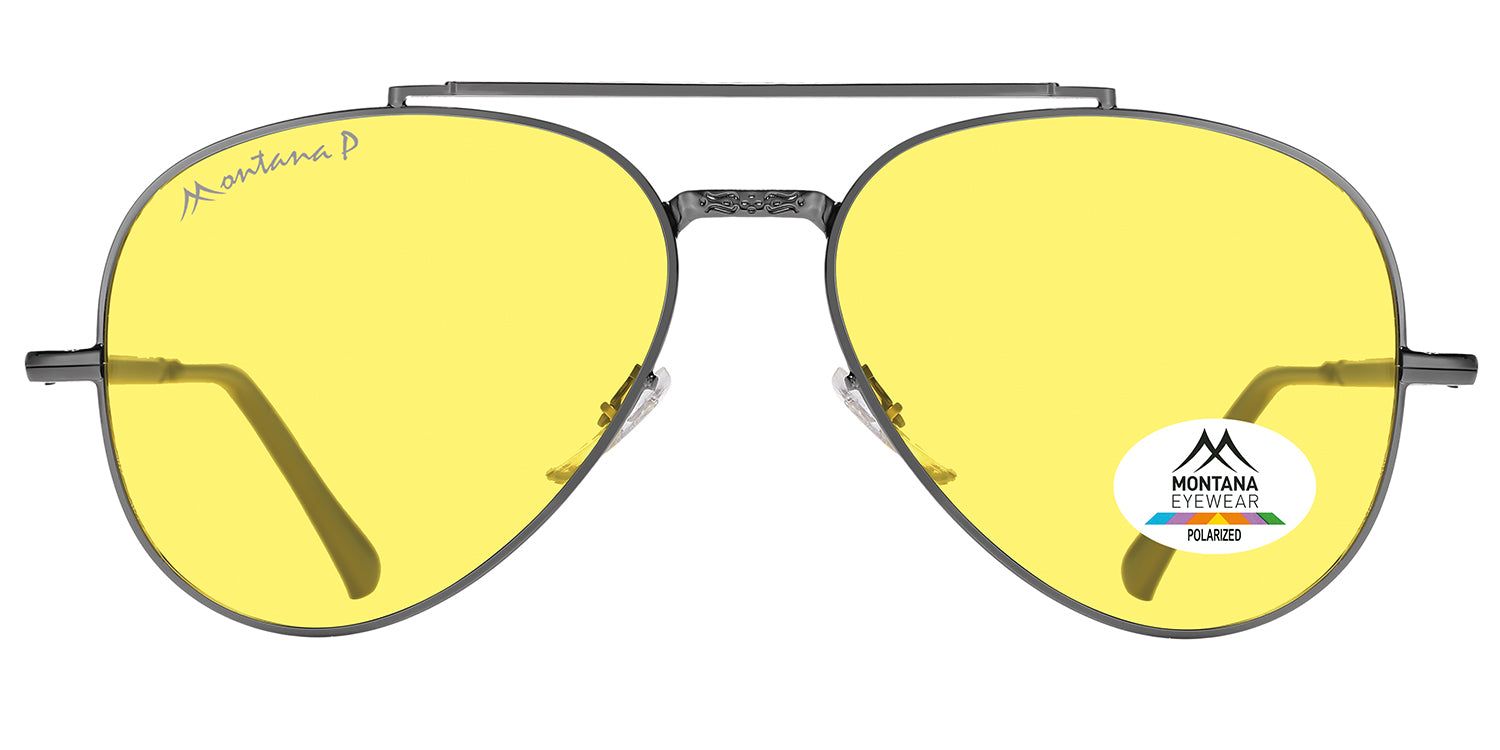 Lunettes de soleil aviateur à verres jaunes et monture métallique. Logo Montana Eyewear et indication de polarisation.