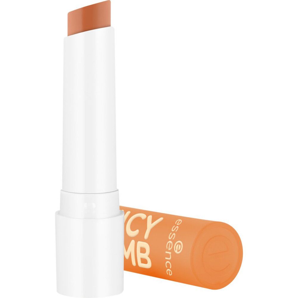 Lipbalsem, witte stick met oranje huls. Opschrift Juicy Bomb. Geopend, toont lichtbruine punt. Op witte achtergrond.