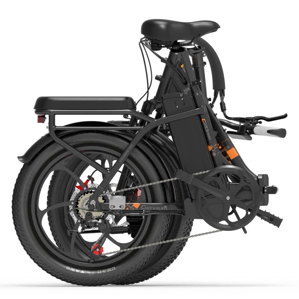 Vélo électrique noir plié. Roues superposées. Porte-bagages et batterie visibles.