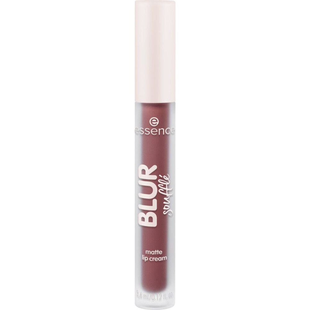 Lipcrèmetube met witte dop. Opschrift: BLUR soufflé, matte lip cream, Essence-logo.