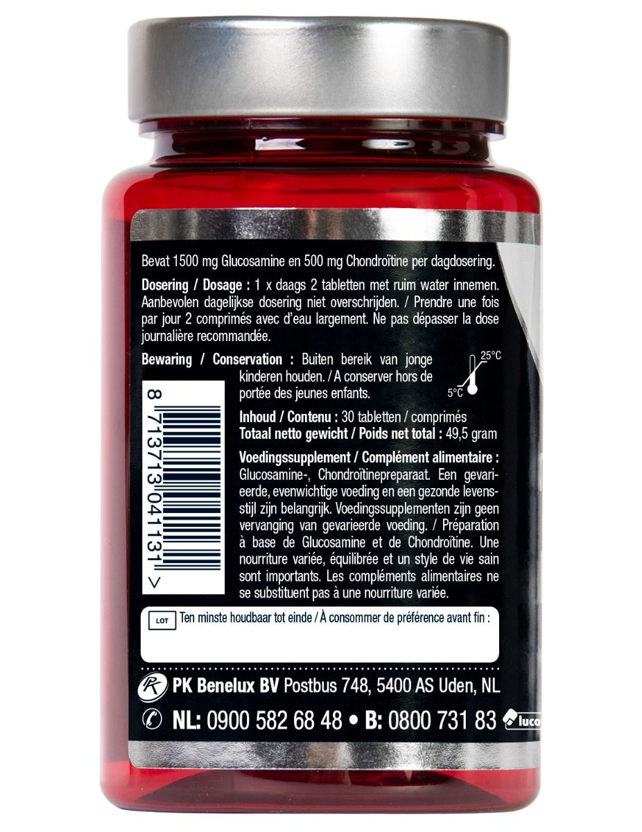 Achterkant van de rode fles. Bevat informatie over dosering, inhoud en voedingswaarde. Tekst in het Nederlands en Frans.