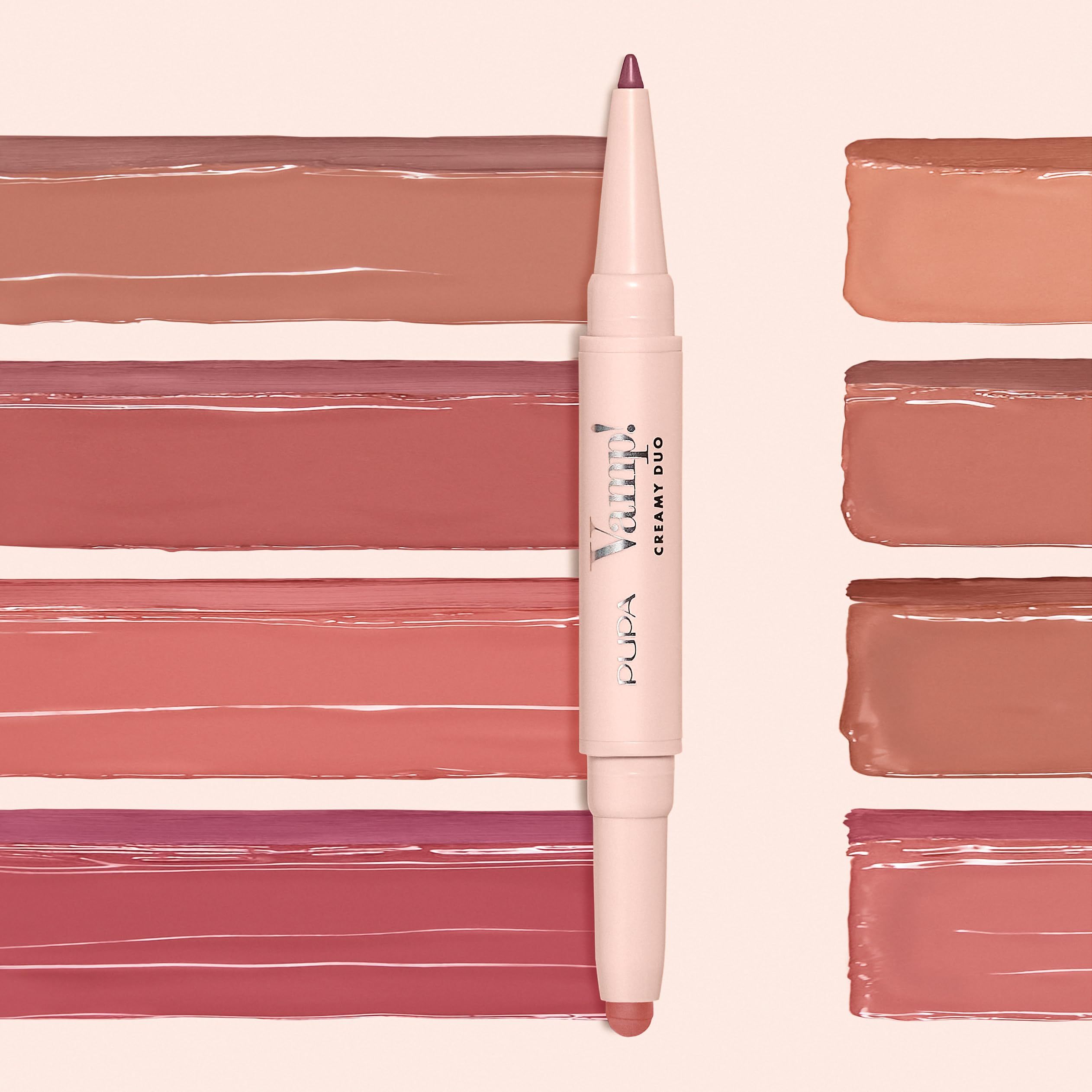 Crayon Pupa Vamp! Creamy Duo avec des échantillons de rouge à lèvres dans différentes nuances nude.