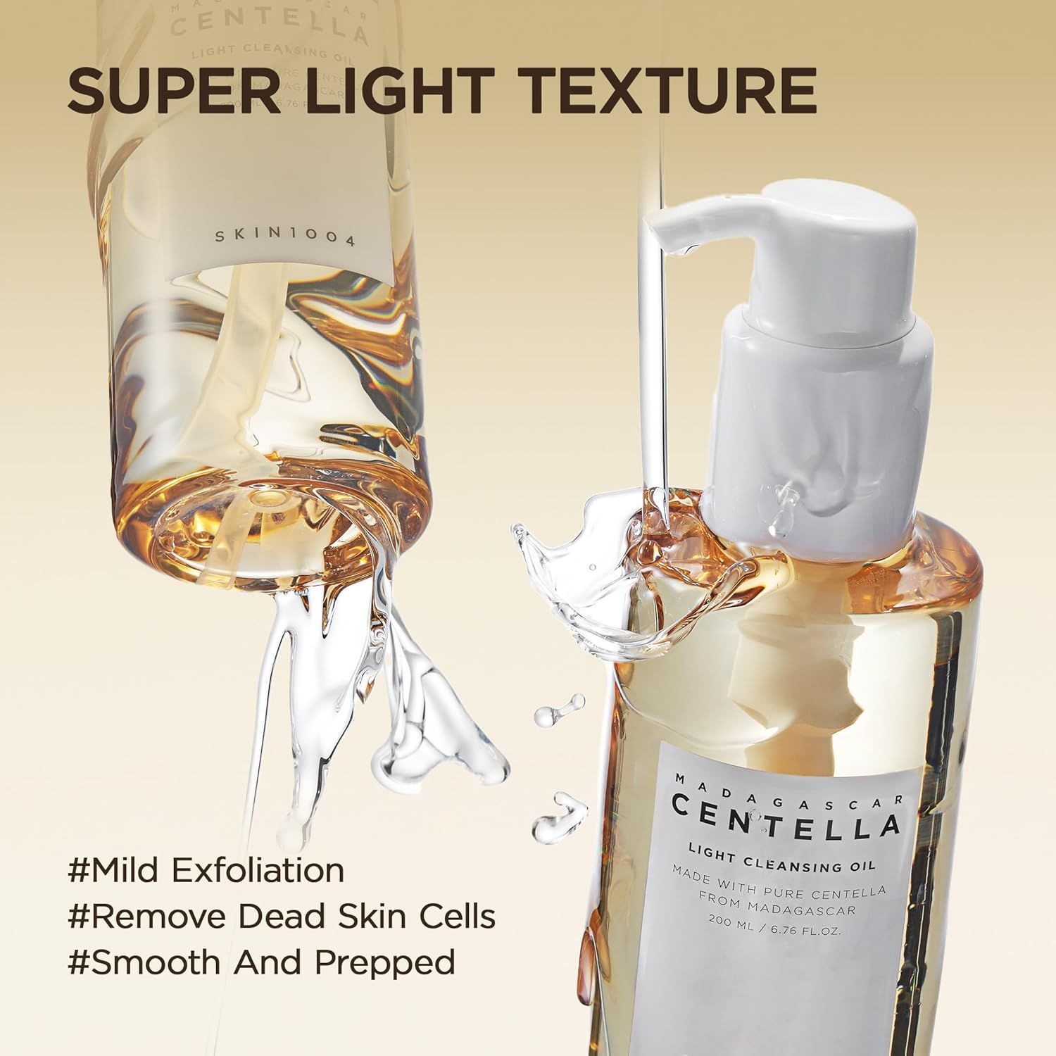 Skin1004 Madagascar Centella Light Cleansing Oil. Productafbeelding met tekst: Super Light Texture.