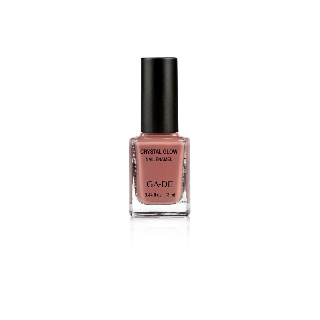 Nagellakflesje met bruine inhoud. Zwarte dop. Opschrift: Crystal Glow Nail Enamel, GA-DE, 0.44 fl oz, 13 ml.