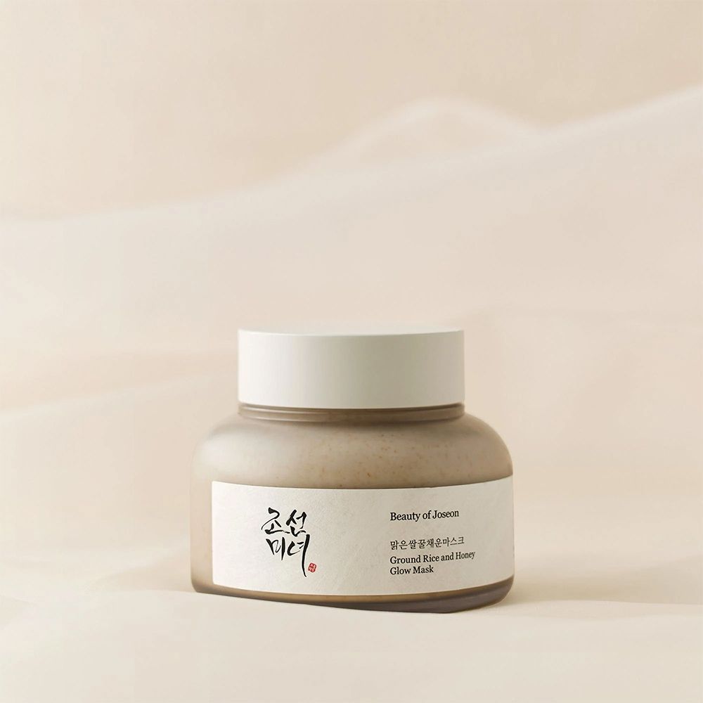 Pot met BEAUTY OF JOSEON Ground Rice and Honey Glow Mask, crèmekleurig.