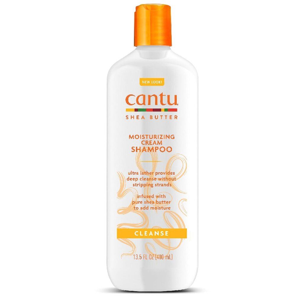 Witte shampoo fles met Cantu logo en tekst. Bevat shea butter. Productnaam: Moisturizing Cream Shampoo. Met opschrift CLEANSE.