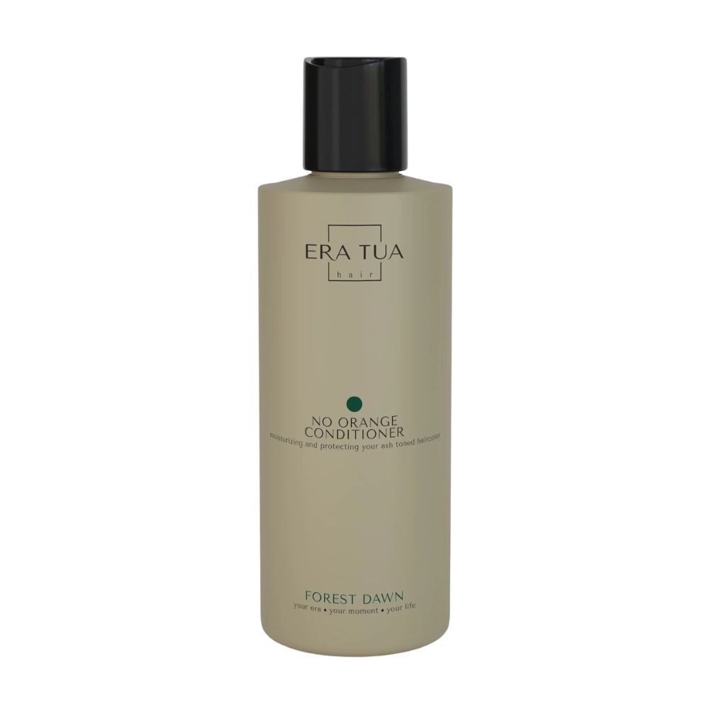 Beige fles met zwarte dop. Opschrift: Era Tua, No Orange Conditioner, Forest Dawn. Groene stip.