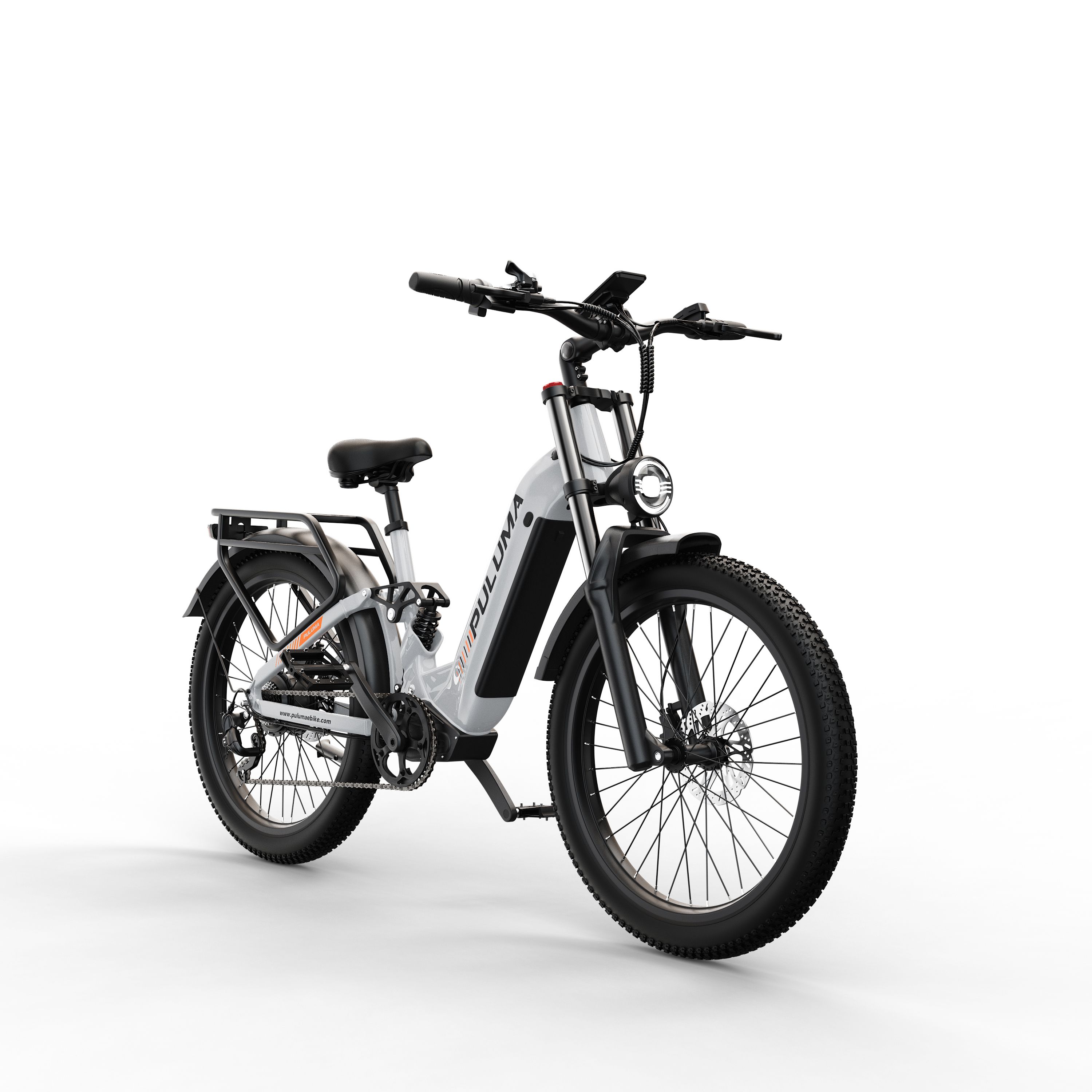 Witte elektrische fiets met zwarte banden. Opschrift PULUMA.