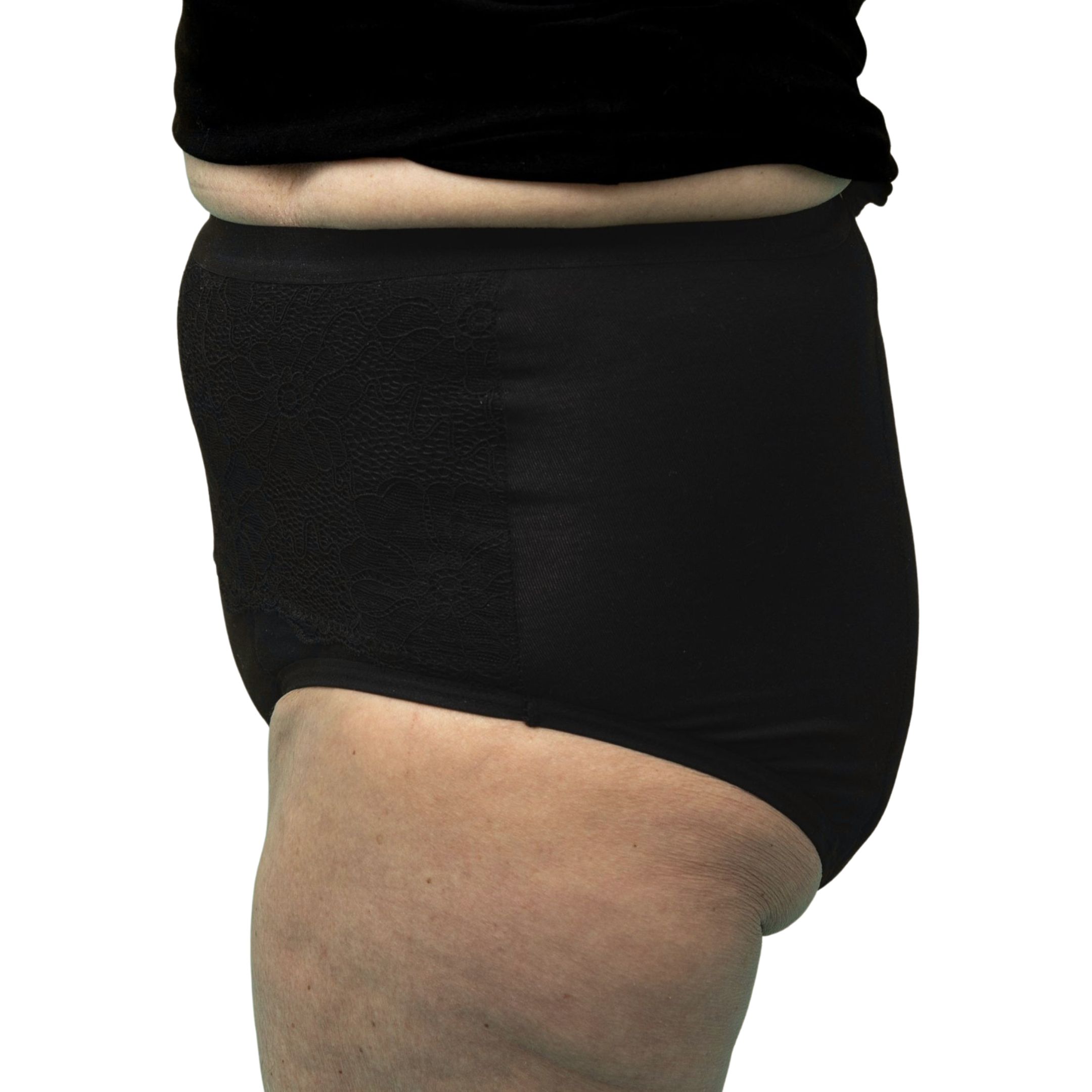 Vue latérale d'une culotte noire ultra-absorbante. Taille haute, couvrant le ventre.