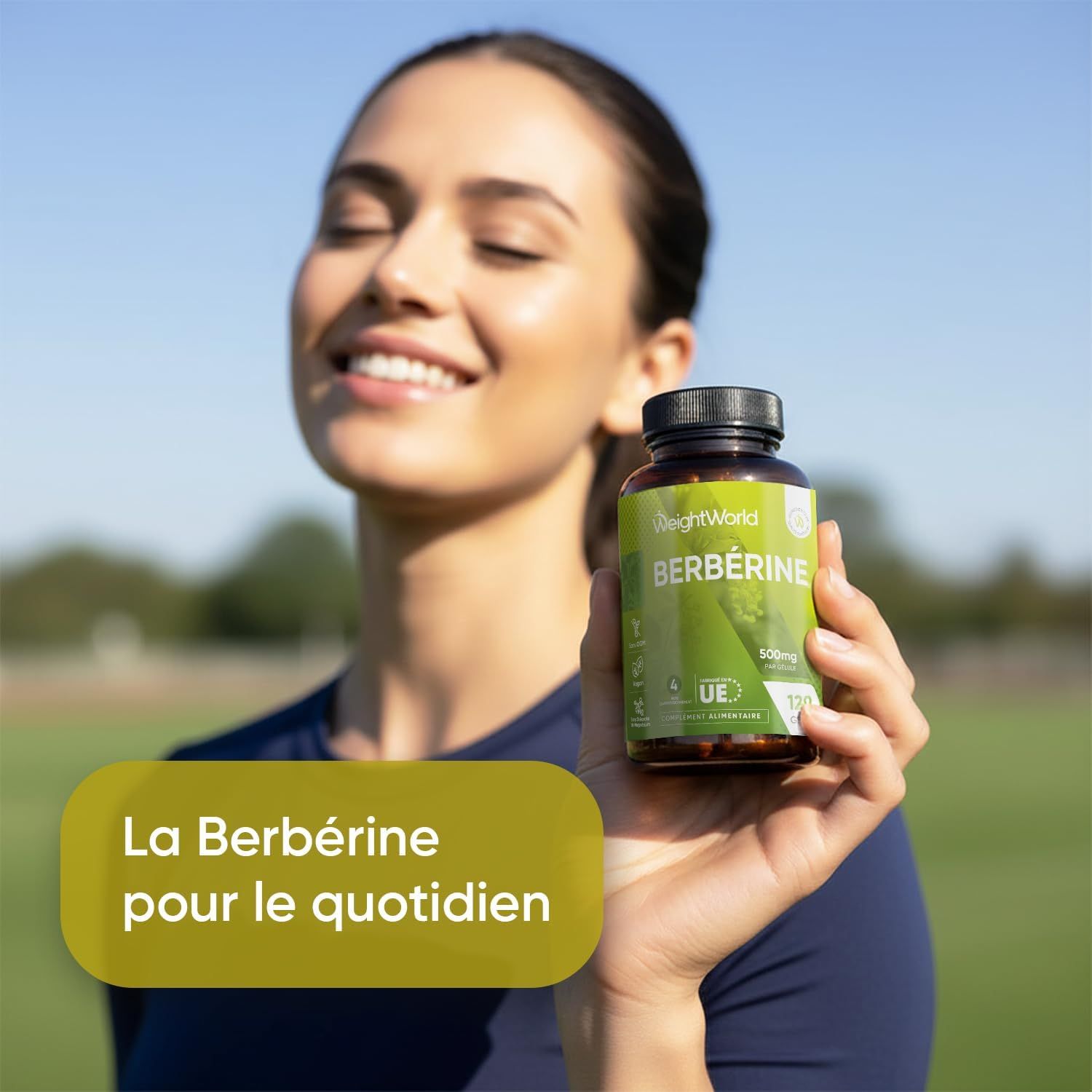 Bouteille brune de capsules de berbérine, 500mg. Femme tenant la bouteille.