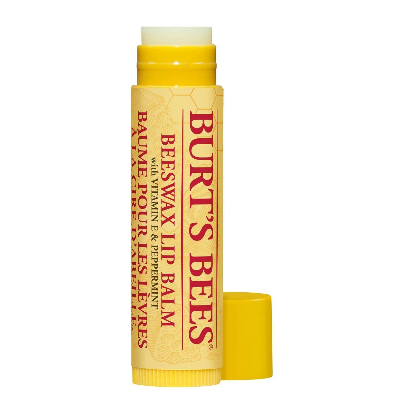 Stick de baume à lèvres jaune avec bouchon ouvert. Inscription : BURT'S BEES, Baume pour les lèvres à la cire d'abeille.