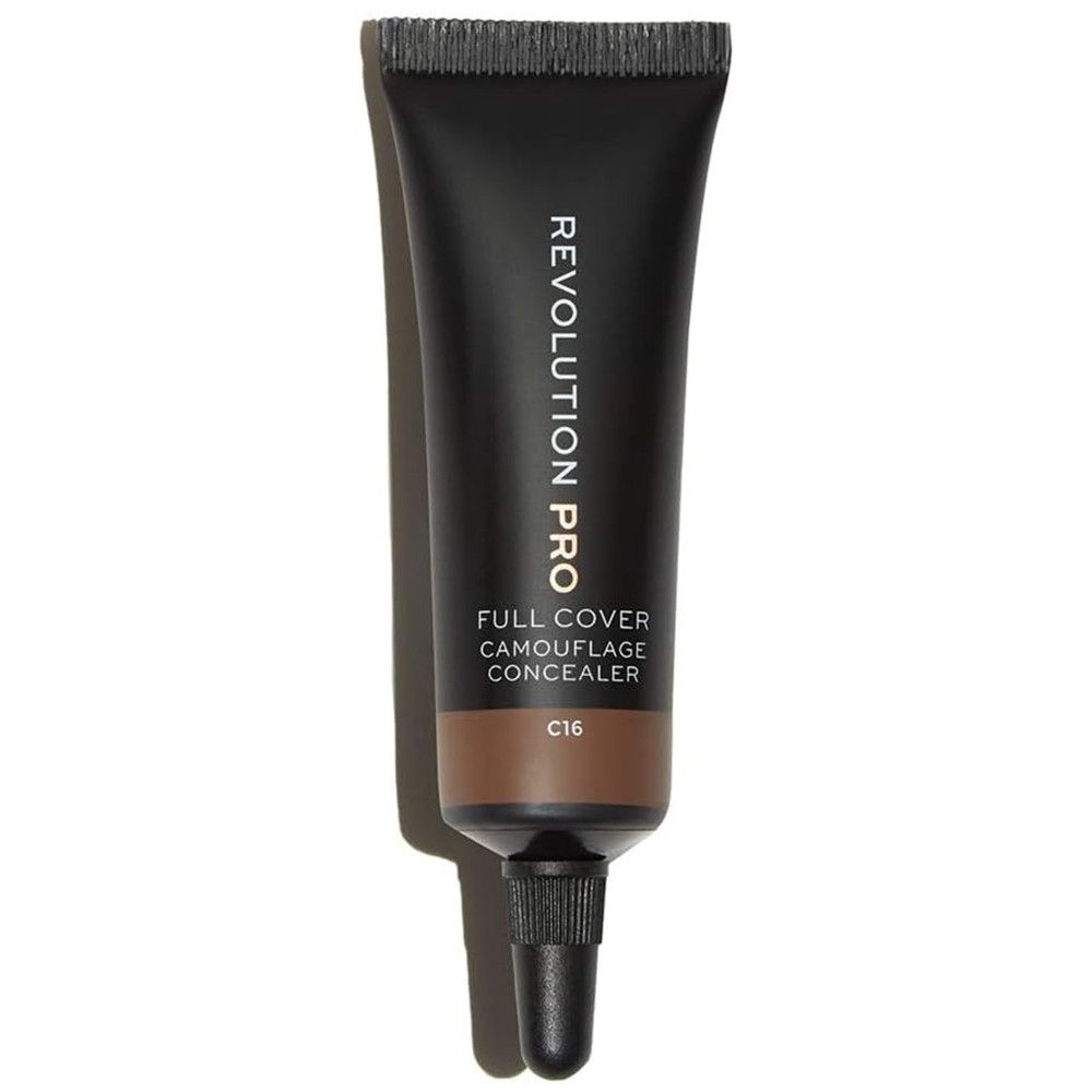 Tube noir avec texte REVOLUTION PRO, FULL COVER CAMOUFLAGE CONCEALER et teinte C16.