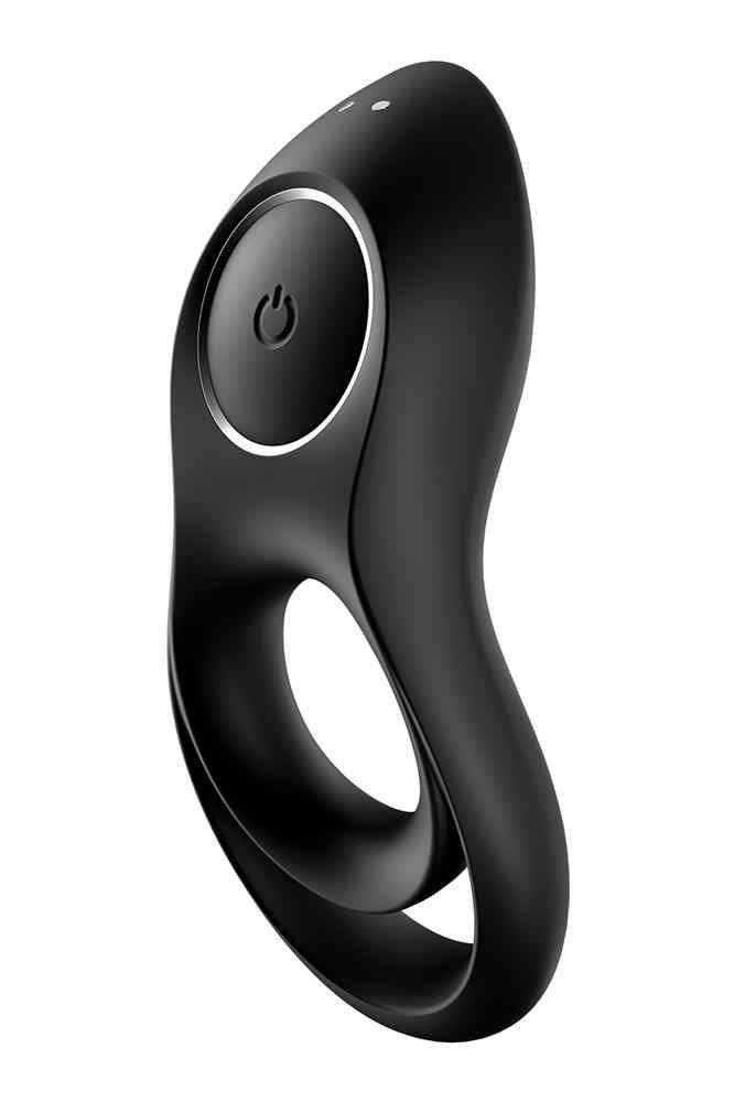 Satisfyer Legendary Duo Ring Vibrator noir avec bouton d'alimentation.