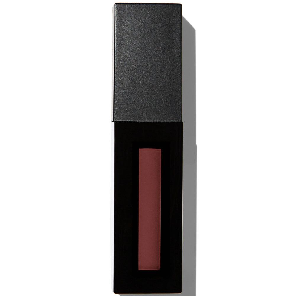Tube de gloss noir rectangulaire fermé. Une bande verticale de couleur est visible.