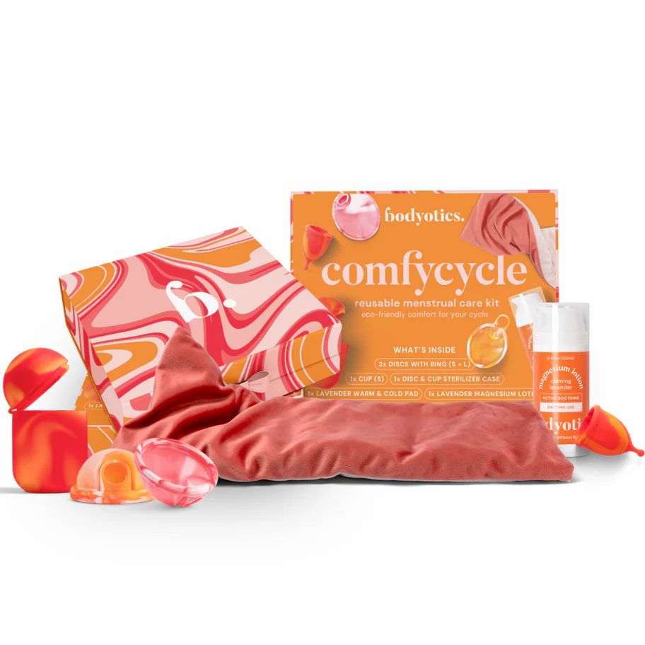 Set herbruikbare menstruatieverzorging. Bevat doos, tas, warmtepack, fles en menstruatiecups.