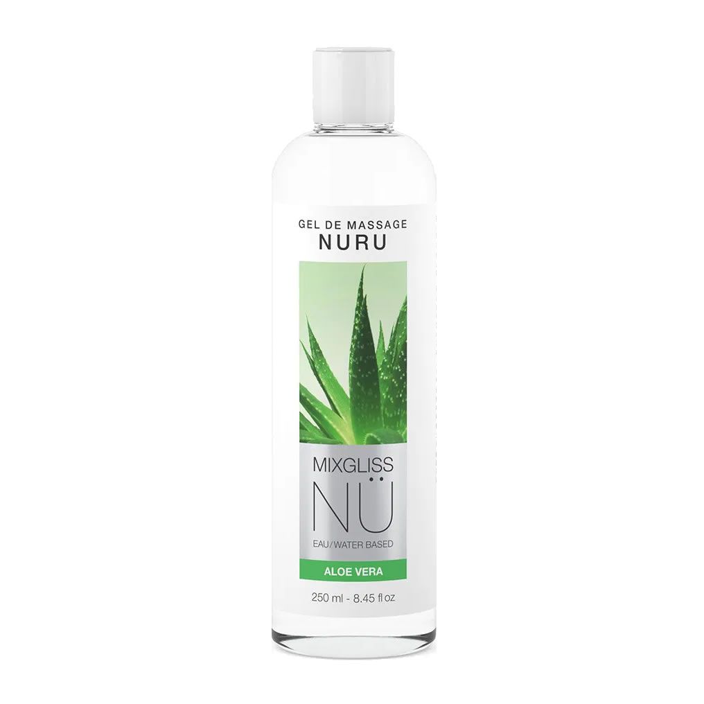 Flacon transparent avec bouchon blanc. Inscription : GEL DE MASSAGE NURU, MIXGLISS NÜ, ALOE VERA. Illustration de feuille d'aloe vera.