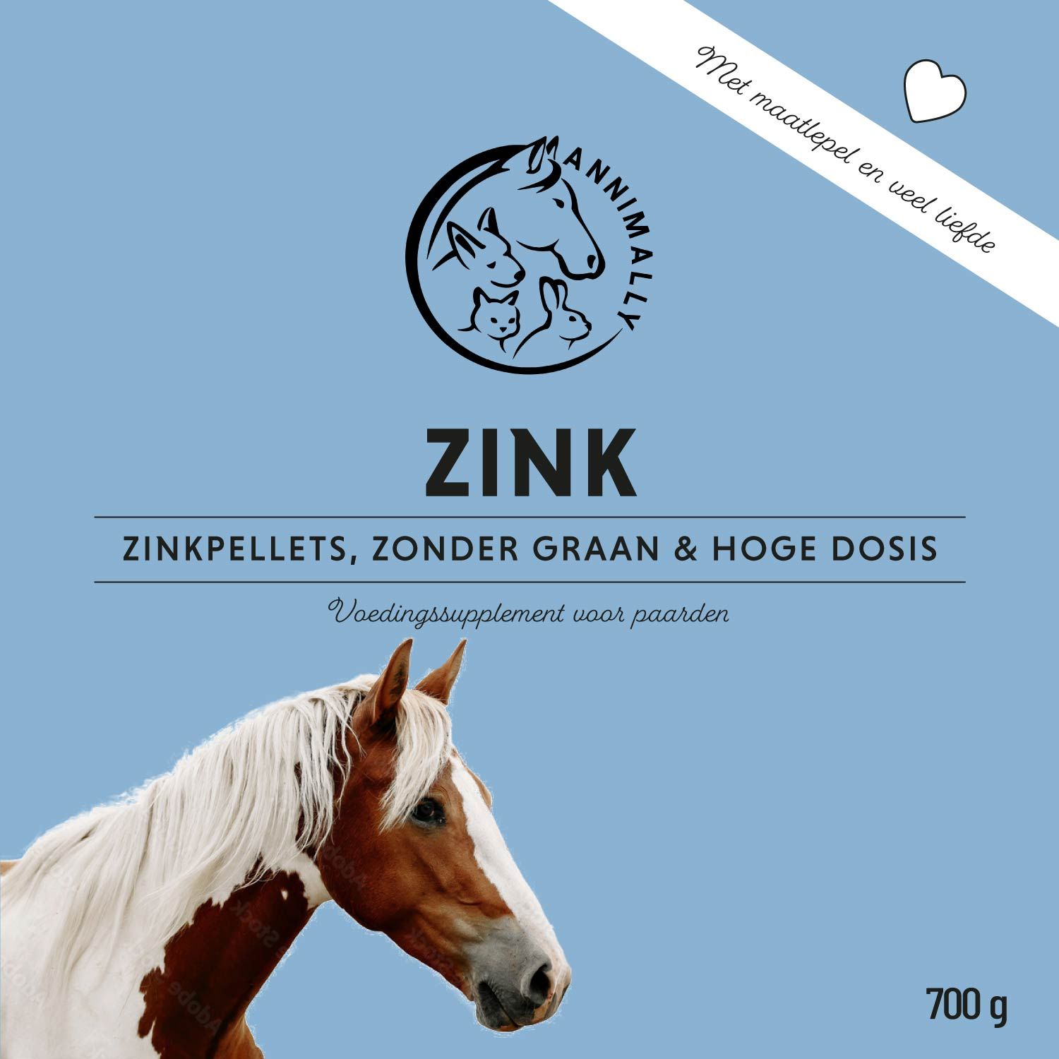 Bruin paard in een weiland. Tekst: Zink versterkt hoeven & hoorn. Logo.