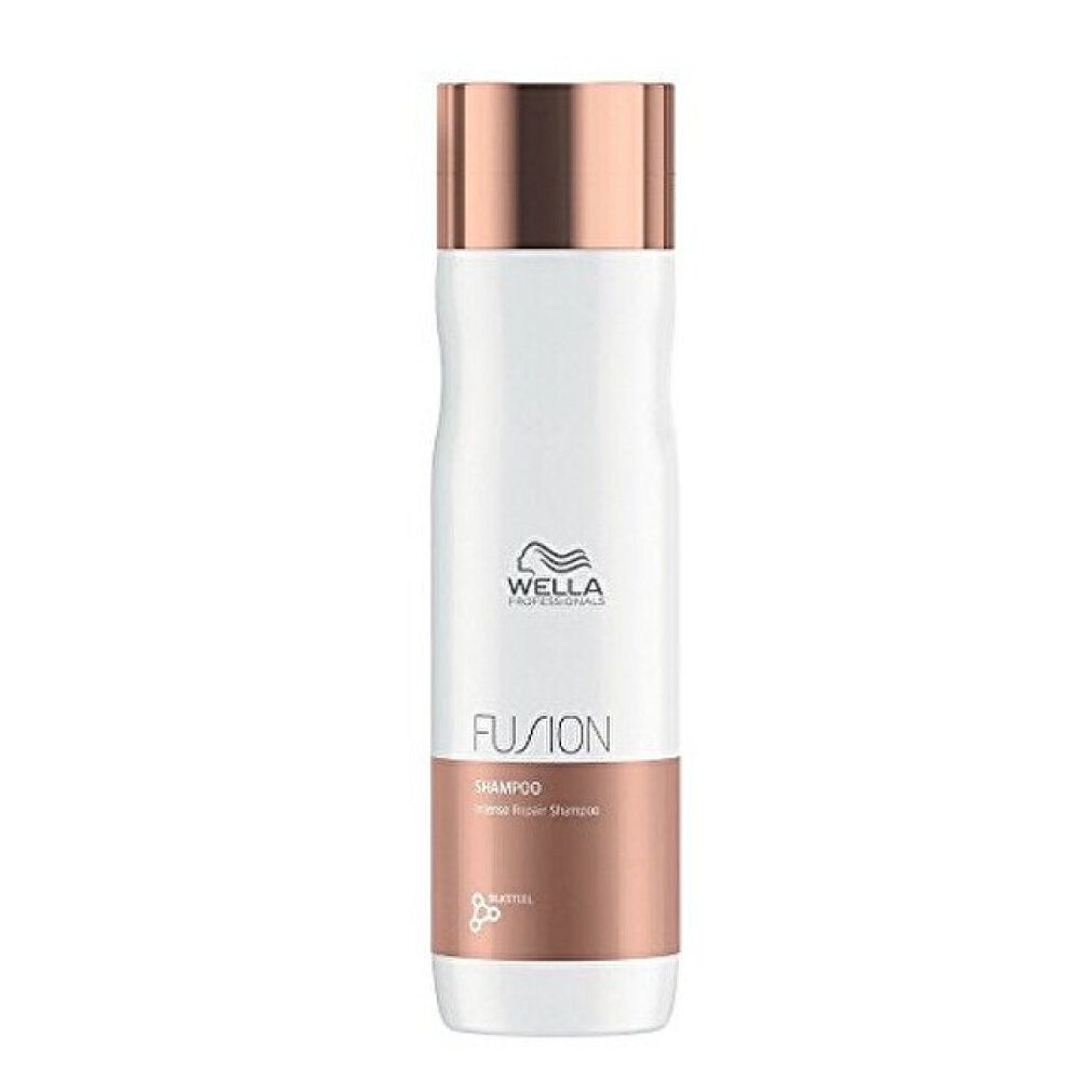 Flacon blanc élancé, bouchon cuivré et section marron. Shampooing Wella Fusion.