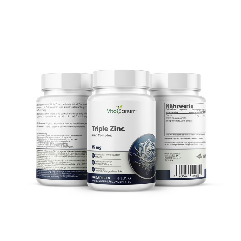 Drie witte flessen VitaSanum Triple Zink. Opschrift: 15 mg, 90 capsules. Etiket met voedingswaarde en logo.