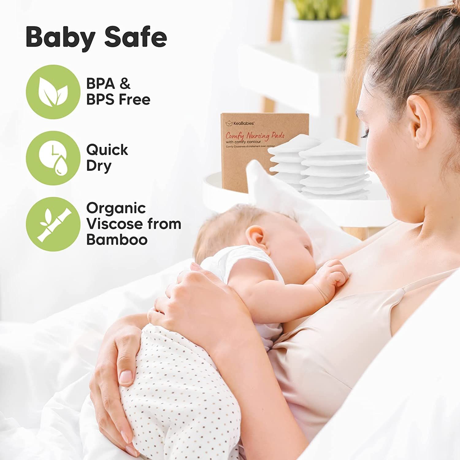 Moeder die baby borstvoeding geeft. Opschrift: Baby Safe, BPA & BPS Free, Quick Dry, Organic Viscose from Bamboo. Verpakking op de achtergrond.