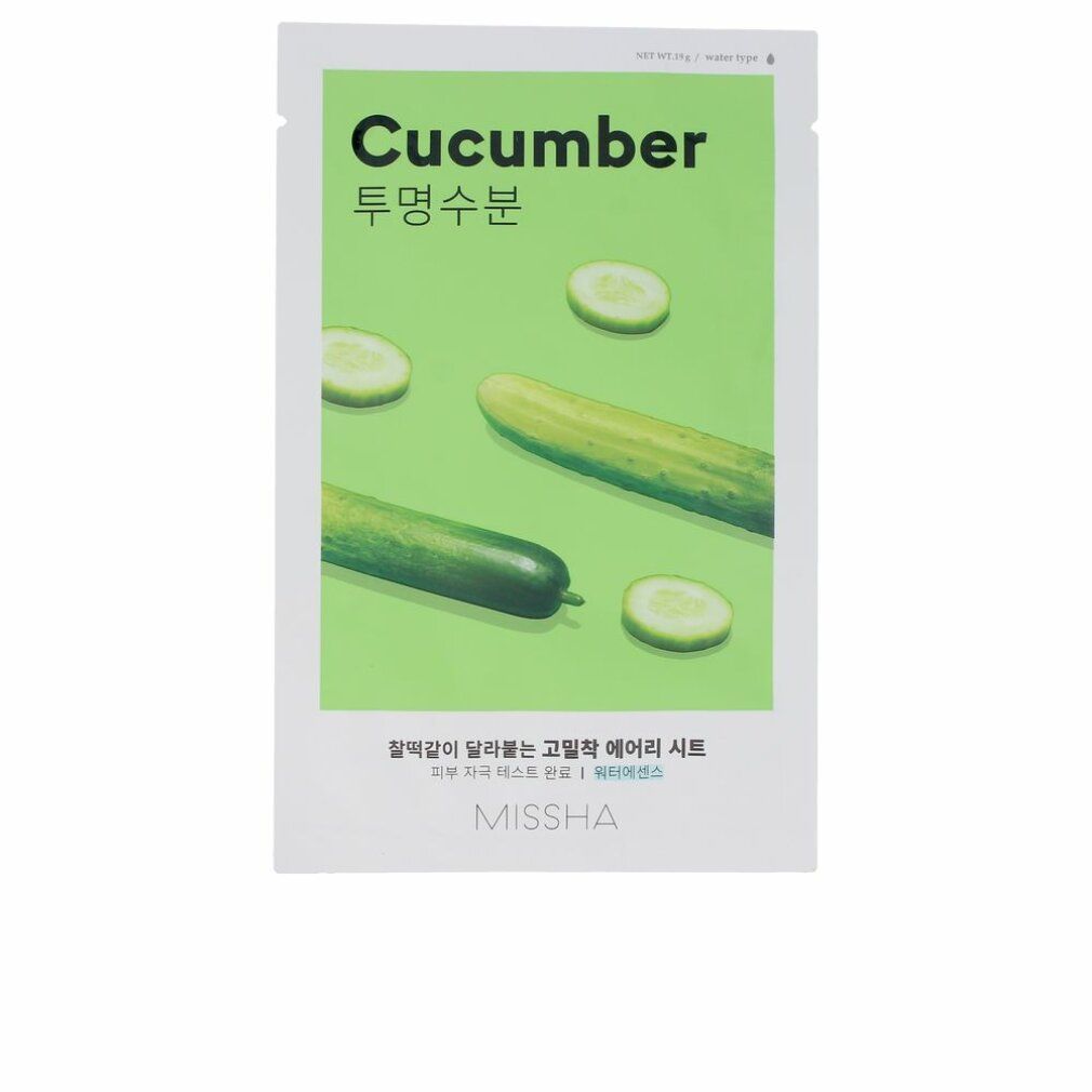 Verpakking met groene achtergrond, komkommers en opschrift "Cucumber". Merk: Missha.