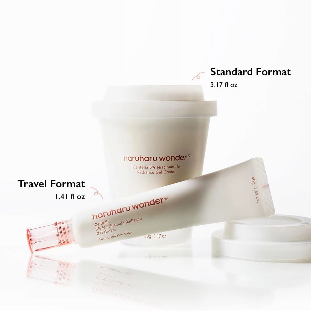 Deux formats de produit. Tube et pot. Texte : haruharu wonder, Centella 5% Niacinamide Radiance Gel Cream. 1.41 oz et 3.17 oz.