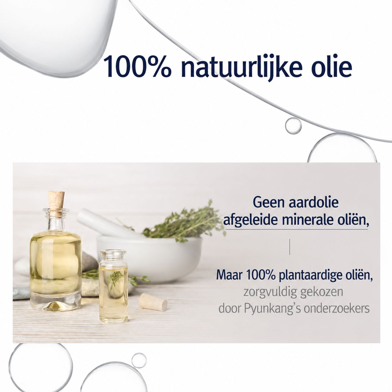 Twee glazen flesjes met gele olie, vijzel met kruiden, 100% natuurlijke olie opschrift.