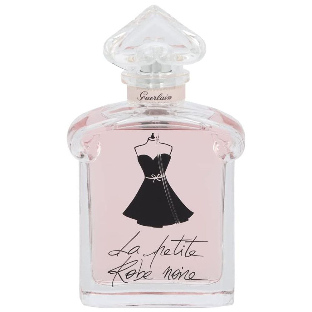 Flacon de parfum avec liquide rose. Design de robe noire sur l'étiquette. "Guerlain" et "La Petite Robe Noire" visibles.