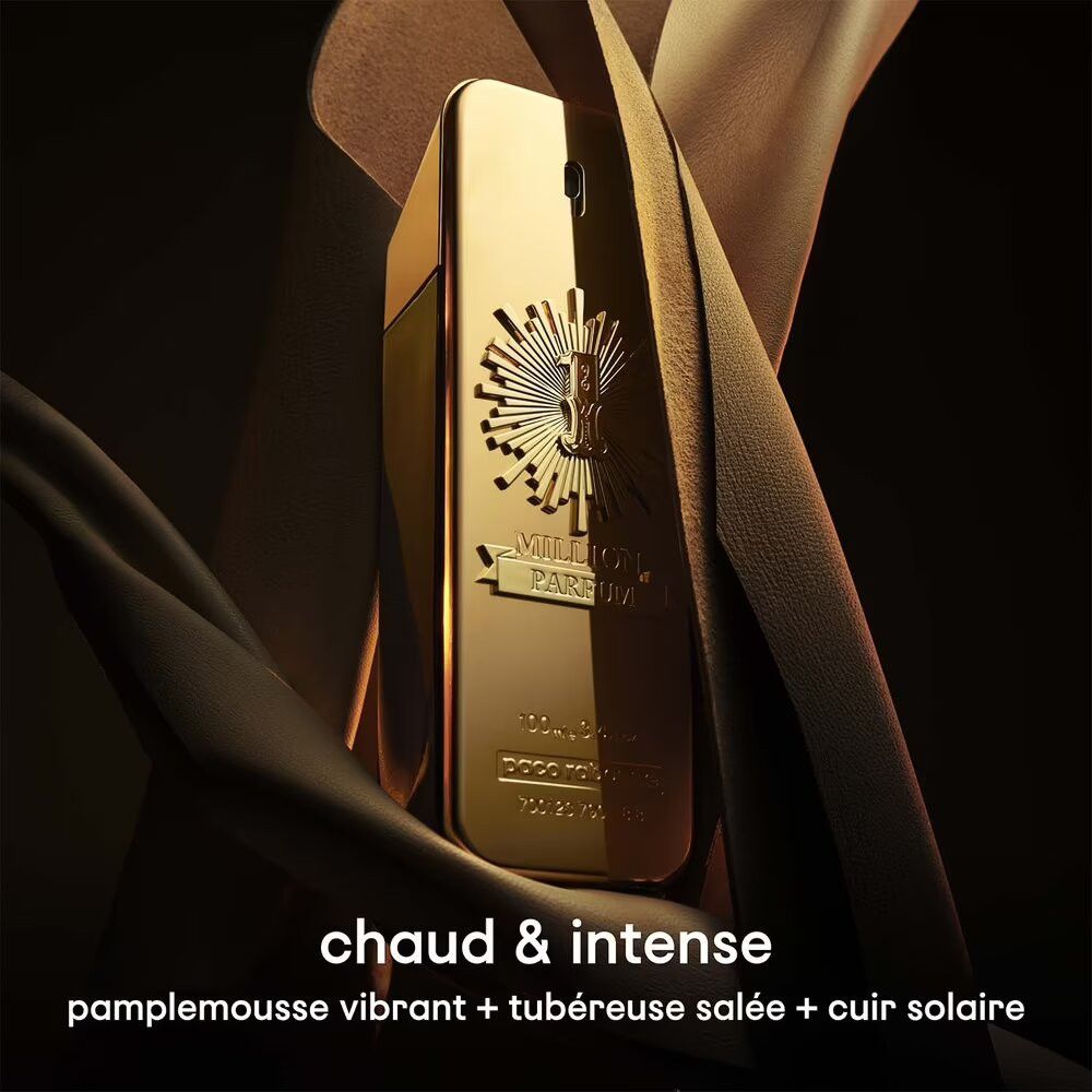 Flacon doré, enveloppé de tissu. Inscription "1 MILLION PARFUM". Texte : "chaud & intense".