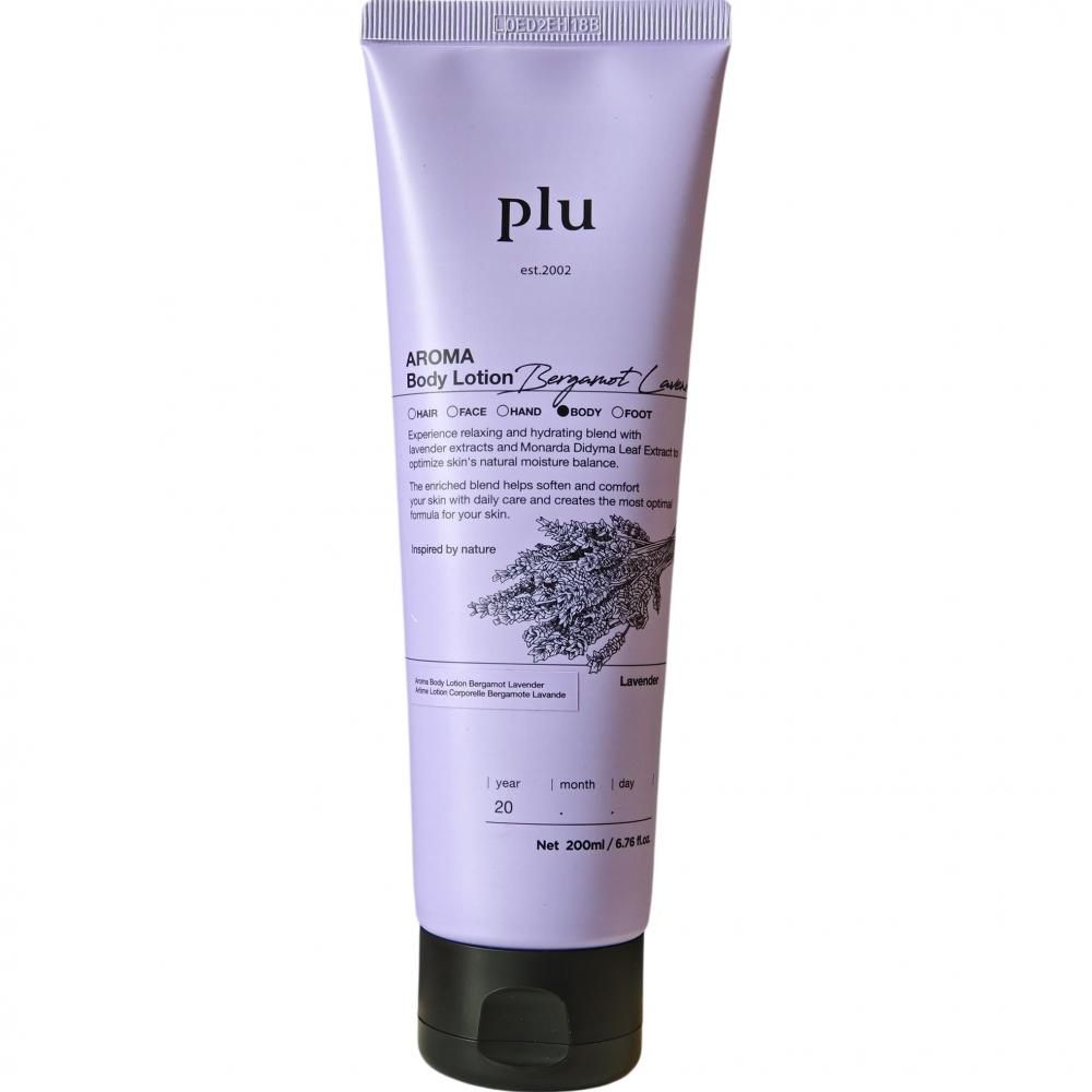 Paarse tube met zwarte dop, geparfumeerde bodylotion met bergamot en lavendel.