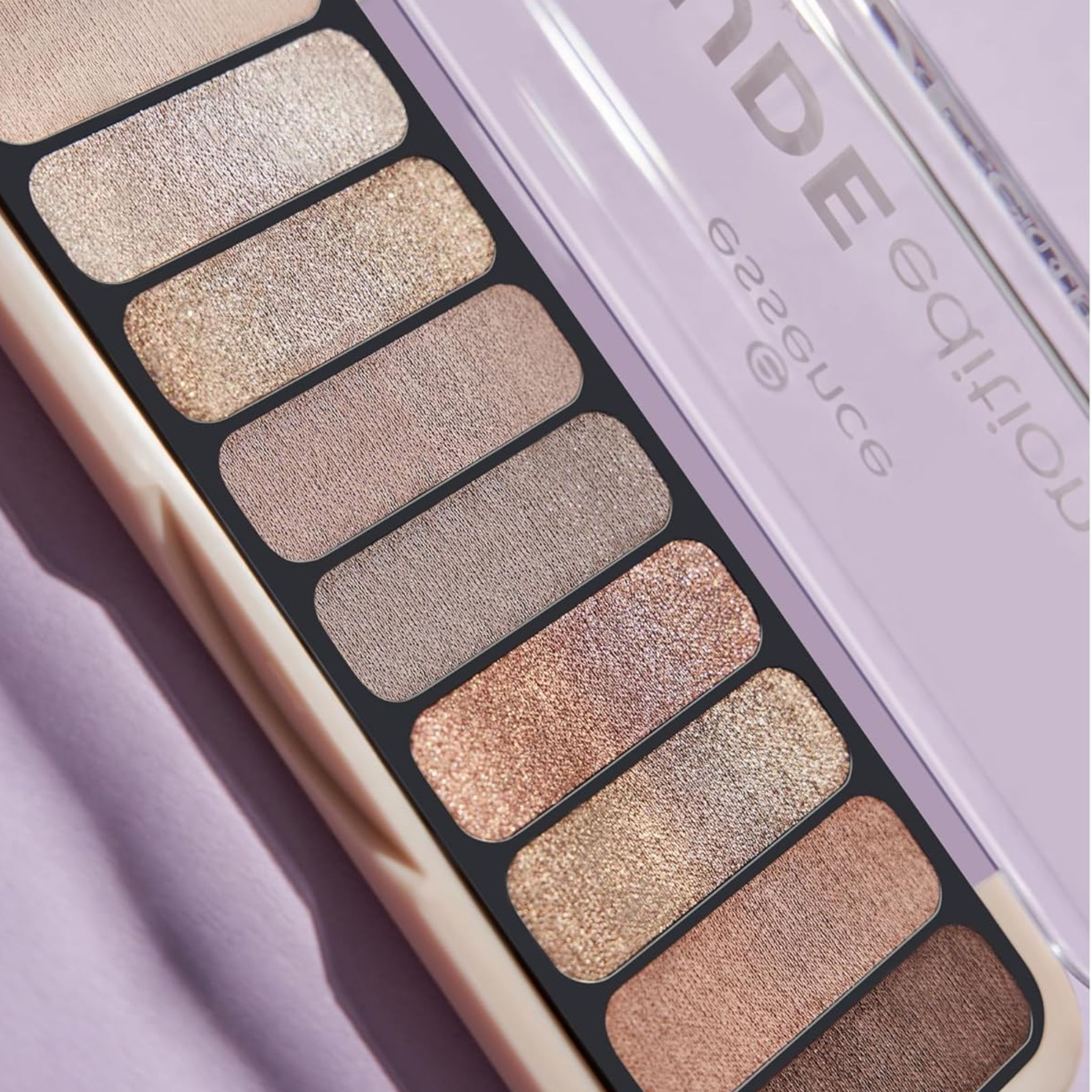 essence The Nude Eye Set – Primer, Palette & Eyeliner in Nude