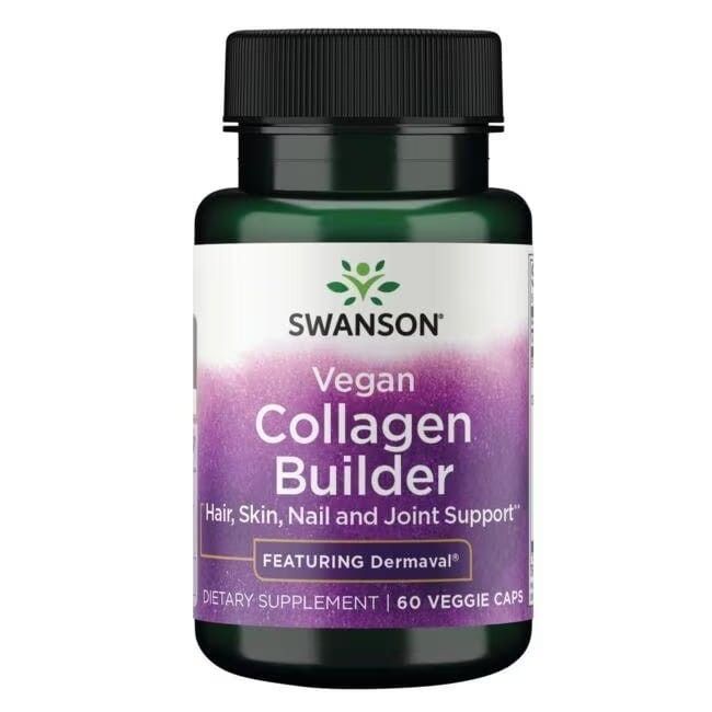 Groene fles met zwarte dop. Opschrift: SWANSON Vegan Collagen Builder. Bevat 60 capsules.