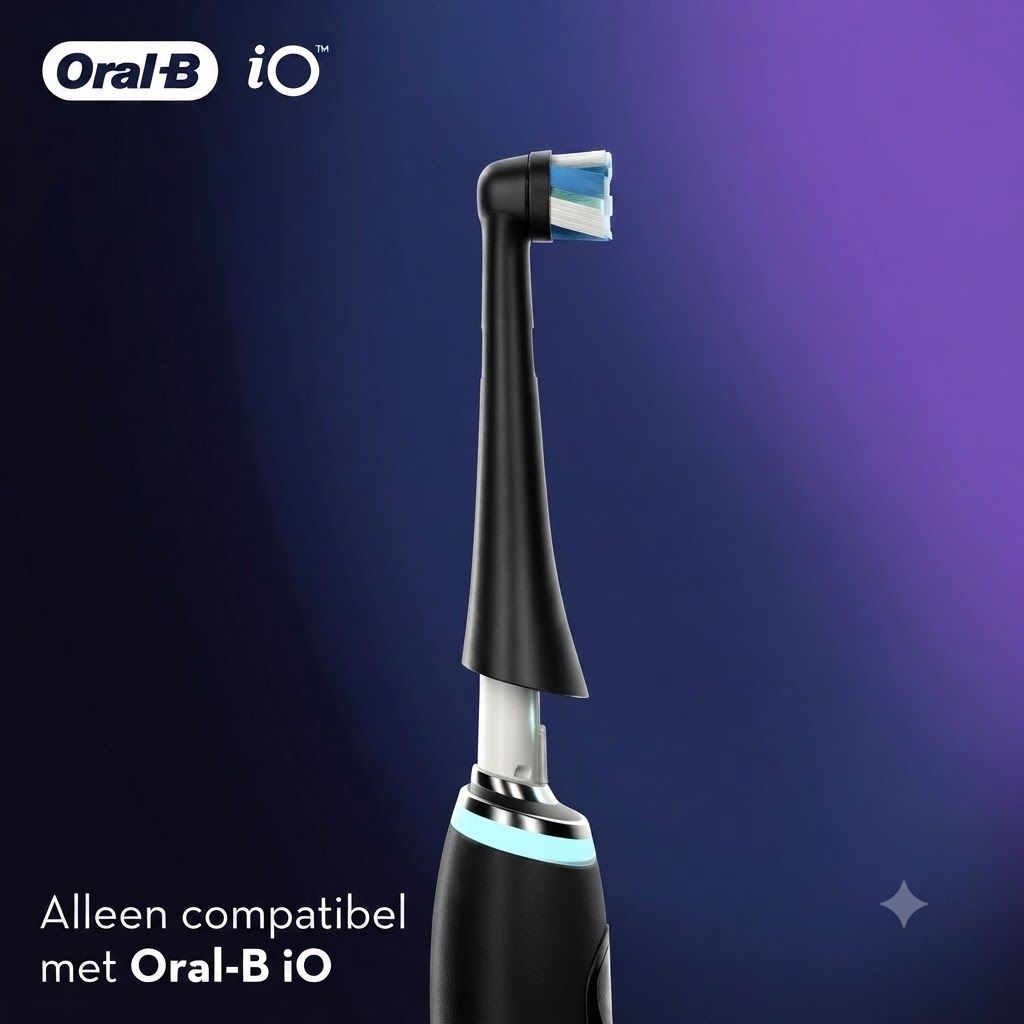 Oral-B iO opzetborstel met deeltjes die van de borstelharen wegvliegen.