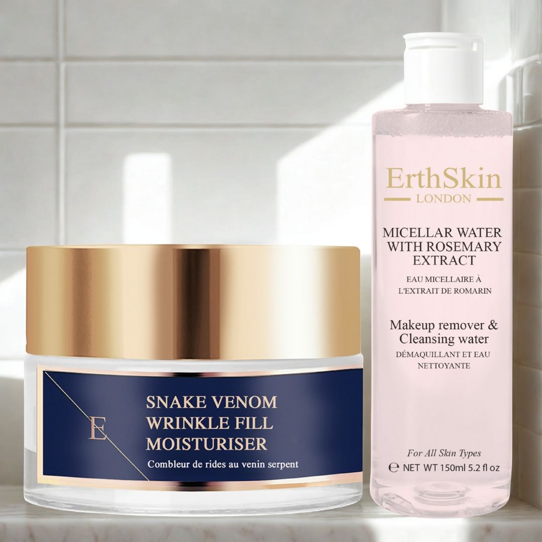 Crème et eau micellaire. Pot de crème avec couvercle doré et étiquette bleue. Bouteille d'eau micellaire avec liquide rose.