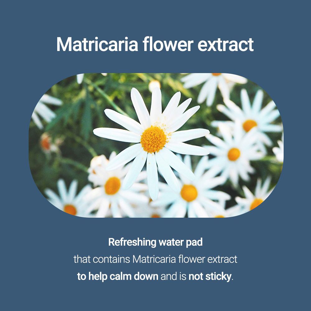 Close-up van madeliefjes. Tekst: Matricaria bloemenextract. Verfrissende waterpad met Matricaria bloemenextract.