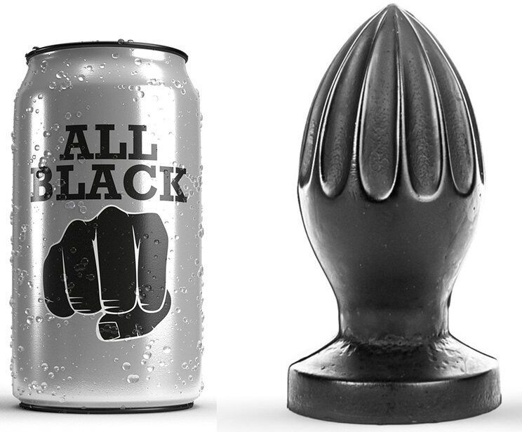 Buttplug noir côtelé à côté d'une canette humide "All Black".
