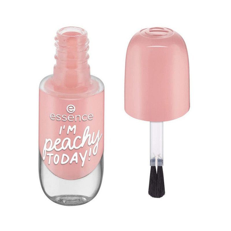 Essence nagellak in zachtroze met opschrift "I'm peachy today!". Flesje en dop zijn roze.