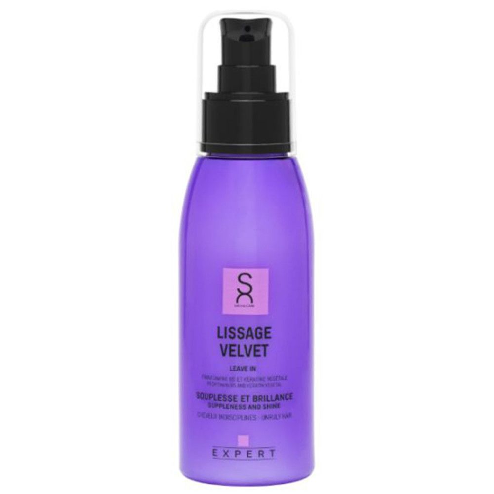 Flacon violet avec pompe noire. Inscription: Lissage Velvet Leave In. Logo: Sacha Care.
