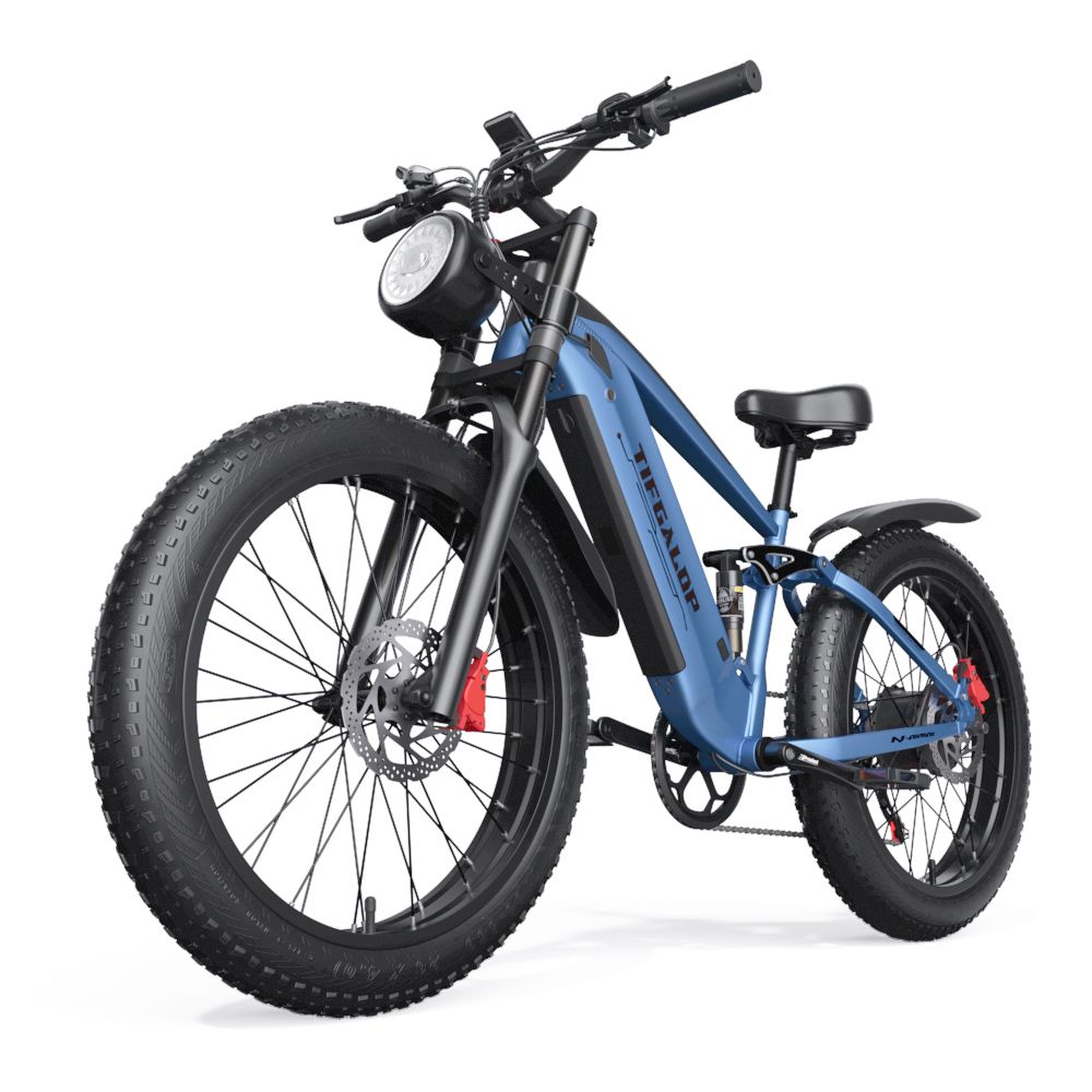 Vélo électrique bleu avec pneus noirs. Le cadre porte TIFGALOP. Gros pneus, phare et garde-boue.