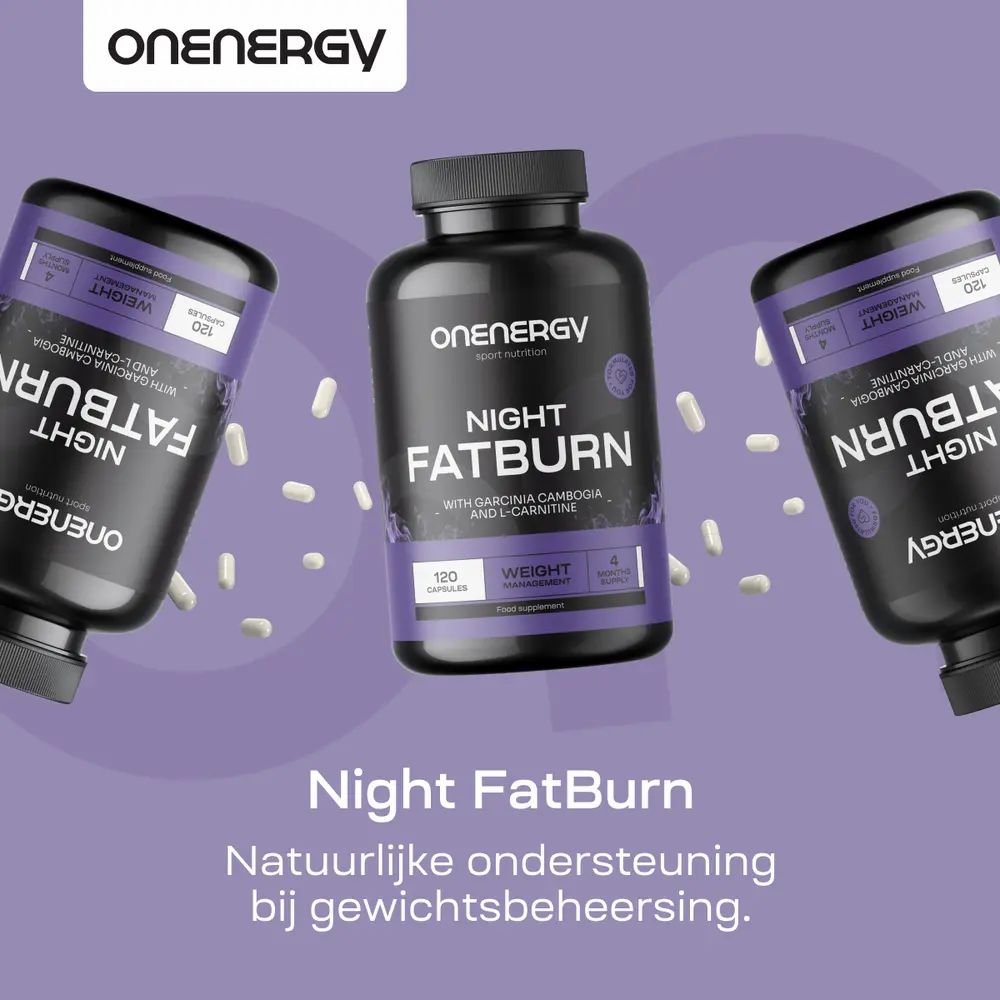 Drie flessen Night FatBurn en capsules. Tekst: Night FatBurn. Natuurlijke ondersteuning bij gewichtsbeheersing.