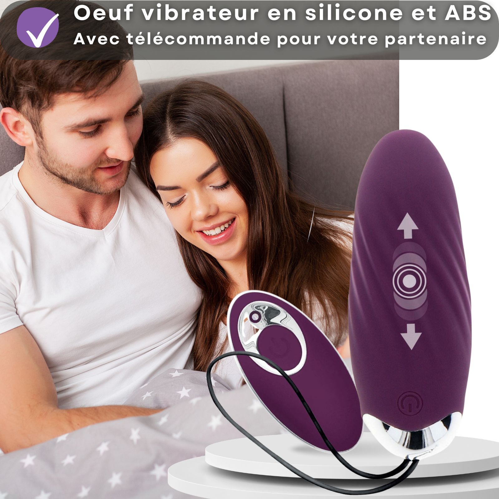 Image avec texte: 8 vibrations, rechargeable USB. Vibromasseur violet avec télécommande.