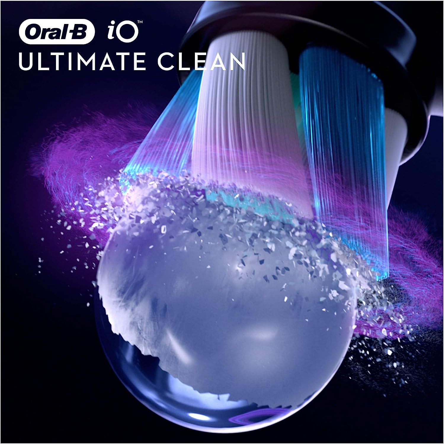 Brosse Oral-B iO avec des particules s'envolant des poils.