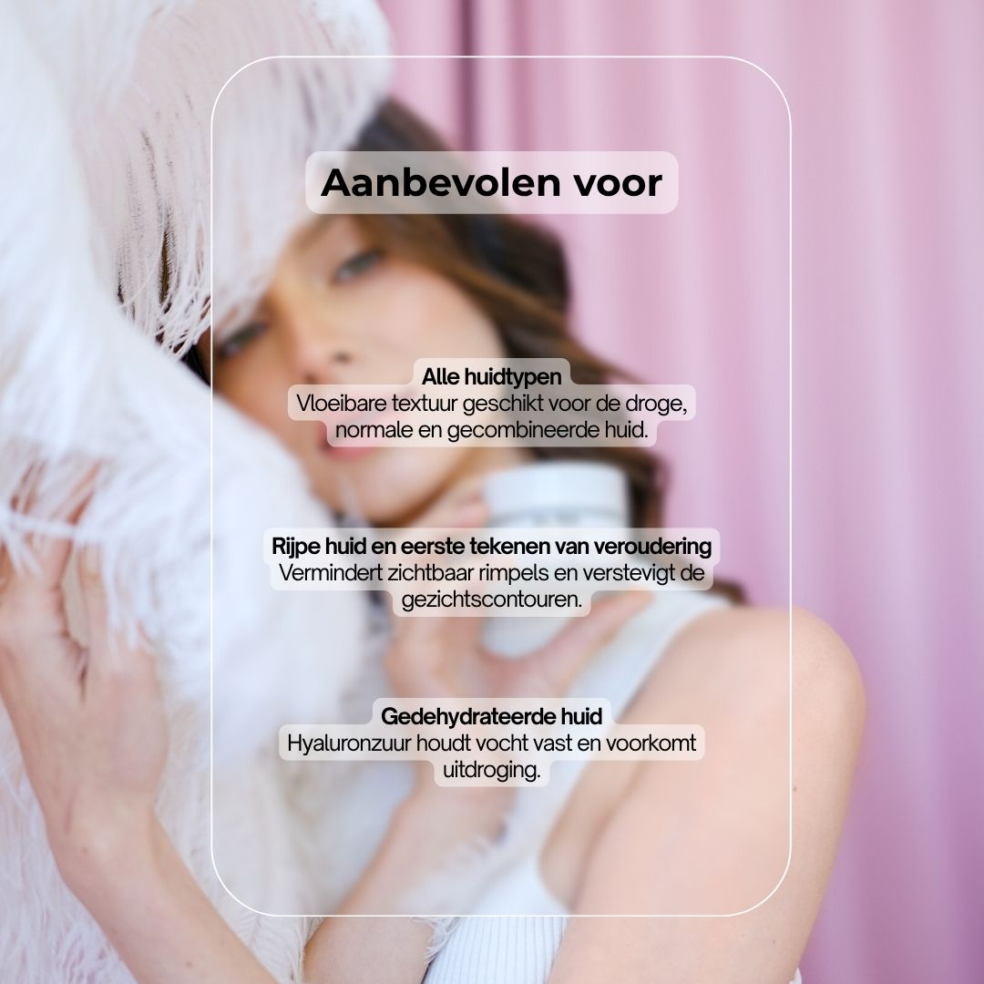 Vrouw met veer. Tekst: Aanbevolen voor: Alle huidtypen, rijpere huid, gedehydrateerde huid.