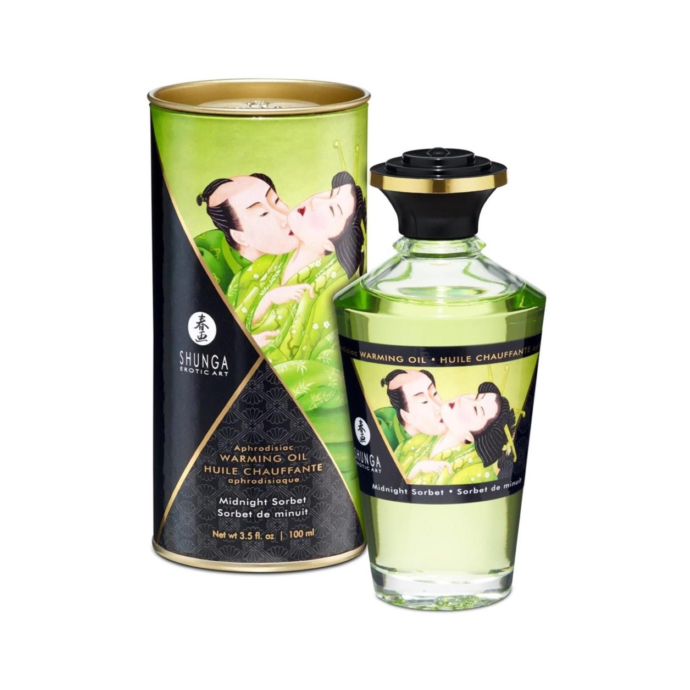 Flacon et boîte avec étiquette. Illustration d'un couple s'embrassant. Inscription : Shunga, Warming Oil, Midnight Sorbet.