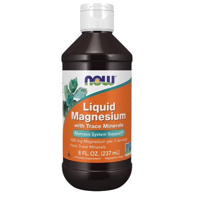 Liquide brun en bouteille à bouchon blanc. Inscription : "Liquid Magnesium with Trace Minerals". Logo : "now".
